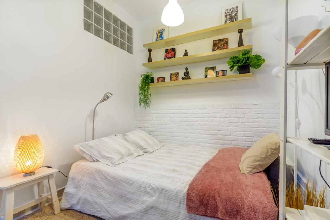 Апартаменты Stylish Loft At Chueca'S Heart Мадрид Экстерьер фото