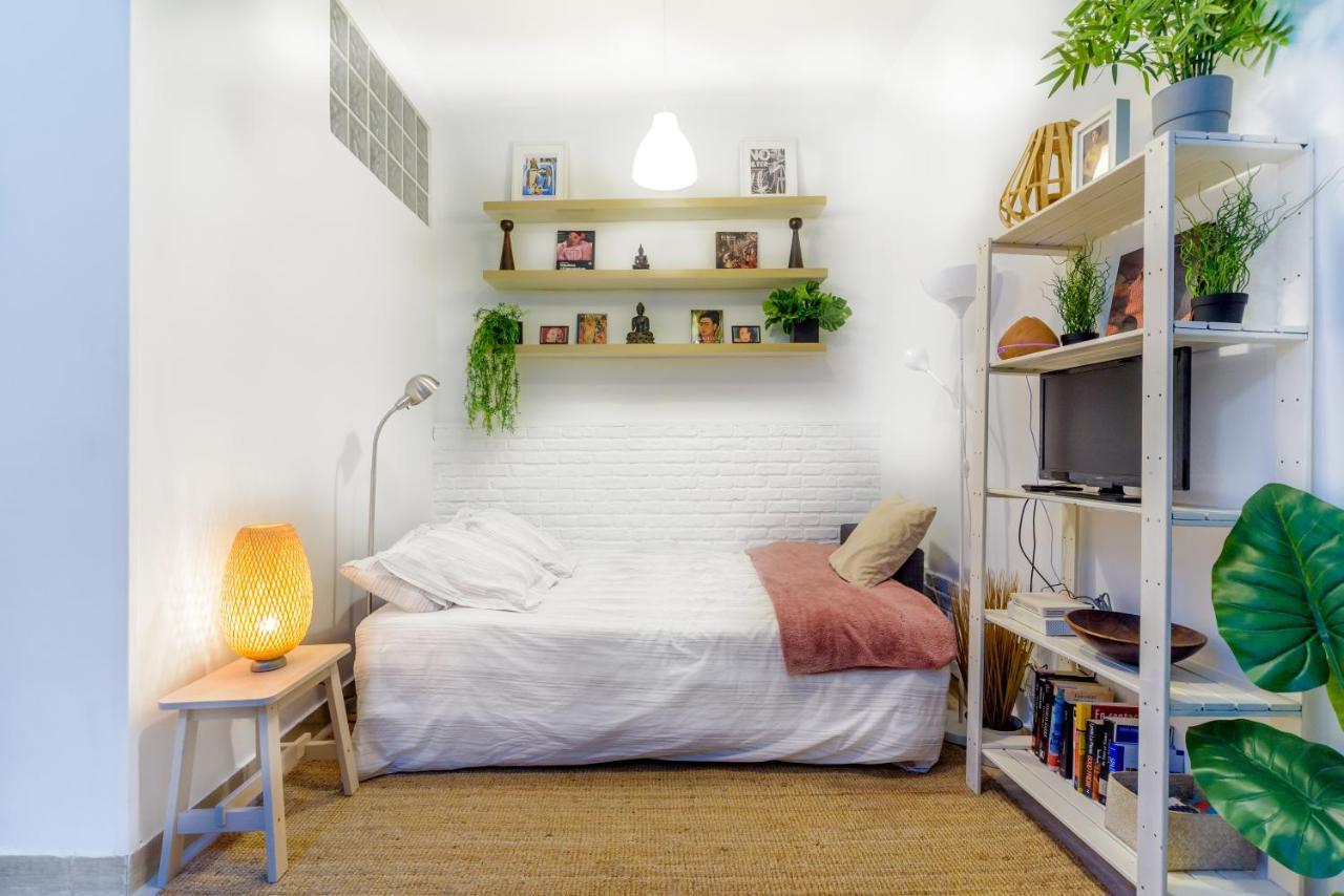 Апартаменты Stylish Loft At Chueca'S Heart Мадрид Экстерьер фото