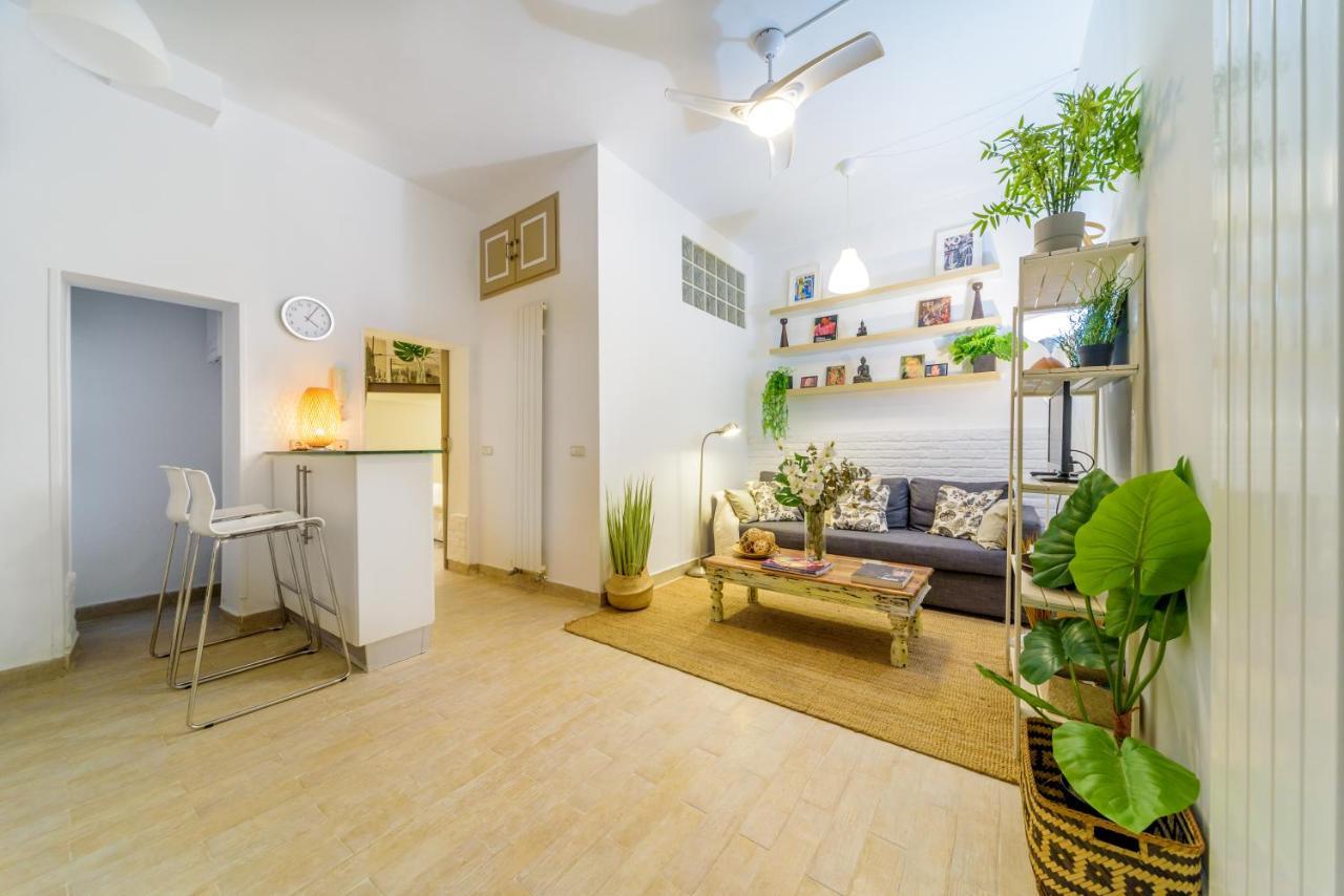 Апартаменты Stylish Loft At Chueca'S Heart Мадрид Экстерьер фото